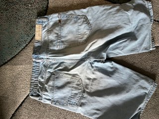 Pantalón vaquero corto hombre
