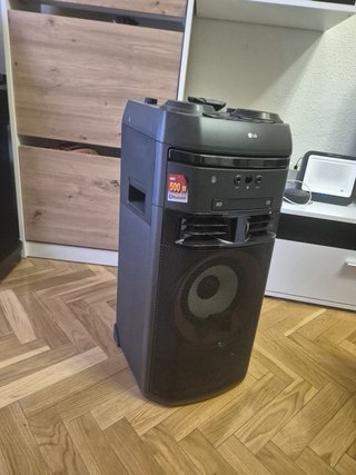 LG XBOOM OK55 de 500W RMS