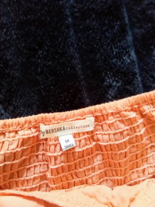 VESTIDO NARANJA DE TIRANTES CON PEDRERÍA