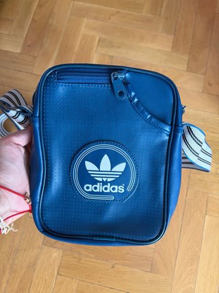 Bandolera Adidas Azul.