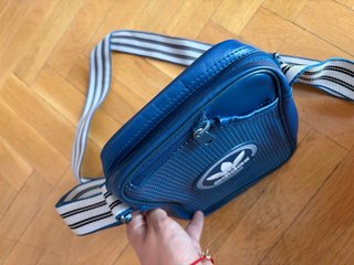 Bandolera Adidas Azul.