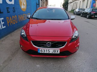 Volvo V40 2014