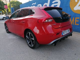 Volvo V40 2014