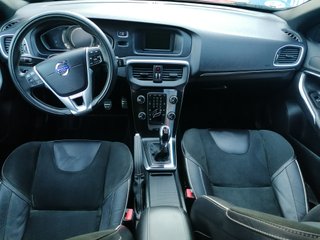 Volvo V40 2014