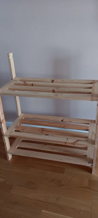 Estantería de madera