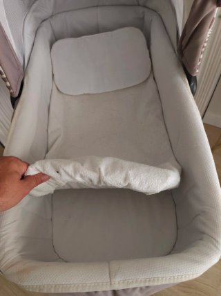 Capazo bebé con patas originales