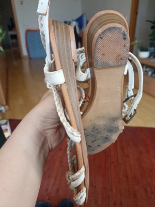 Sandalias Blanco Talla 36 Doradas y Blancas