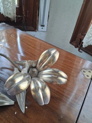 Cenicero floral vintage metal