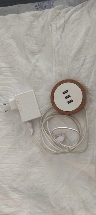 Cargador USB con 3 puertos