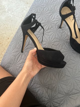 Zapatos de tacón negros