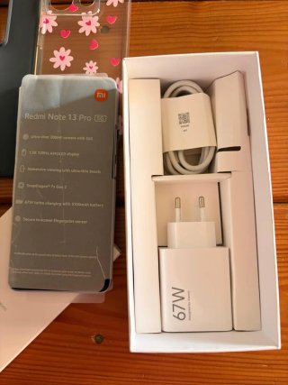 Xiaomi Redmi Note 13 Pro 5G + Extra e scatola