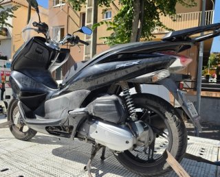 Honda PCX 125 2009 AVERIADA
