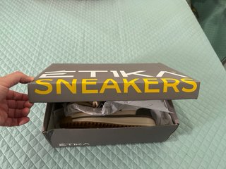 Zapatillas Etika nuevas beige , marrón y blanco