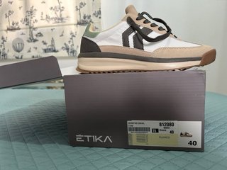 Zapatillas Etika nuevas beige , marrón y blanco