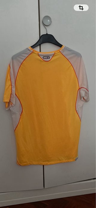 Camiseta deportiva para chico amarilla