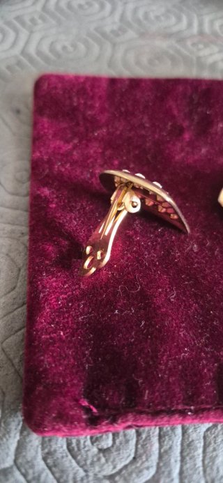 Orecchini vintage dorati con strass