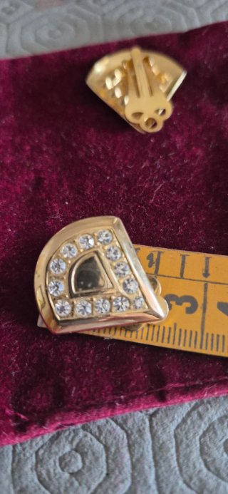 Orecchini vintage dorati con strass