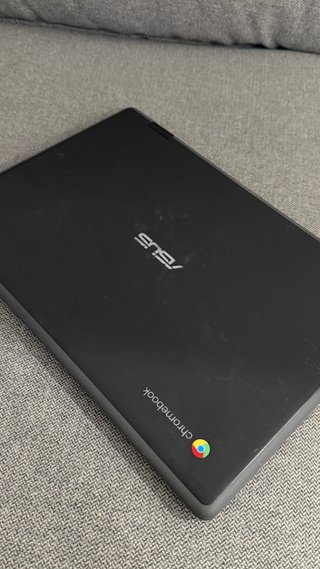 Ordenador portátil ASUS negro/gris