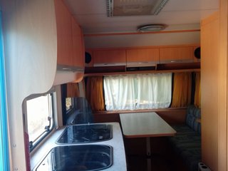 Caravana Knaus Vitara 400