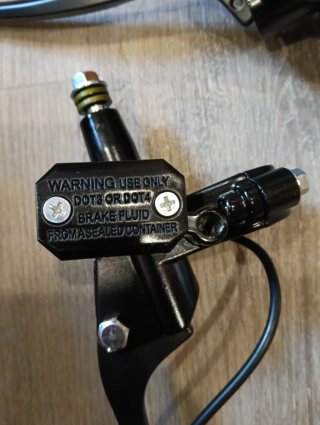 Manetas de freno y embrague para moto