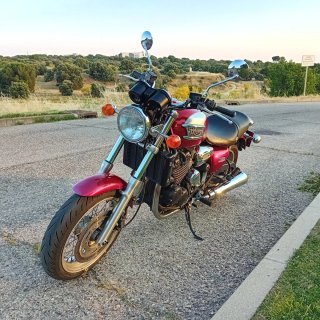 Triumph Legend TT 900