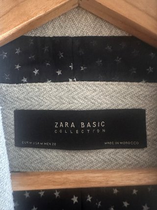 Americana Zara gris con coderas