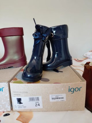 Botas Igor Niña Talla 26 y 24 y 28