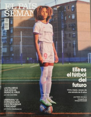 Revista El País Semanal 30/01/22 Vicky López