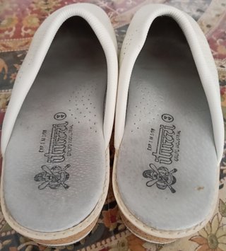 Zuecos sanitarios blancos talla 44