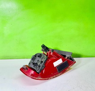 8K5945096D Piloto Trasero Derecho Audi A4 B8 2010