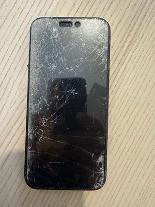 iPhone 16 Pro Max Roto Negro
