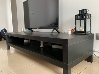 Mueble TV negro Ikea muy buen estado.