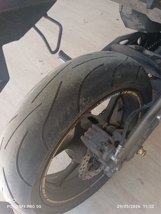 Kawasaki ER6N 2012 Amarilla