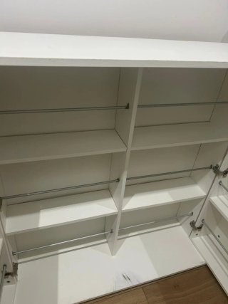 Zapatero blanco de madera