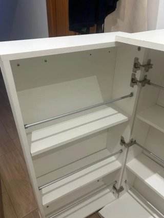 Zapatero blanco de madera