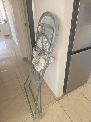 Trona infantil con estampado de animales