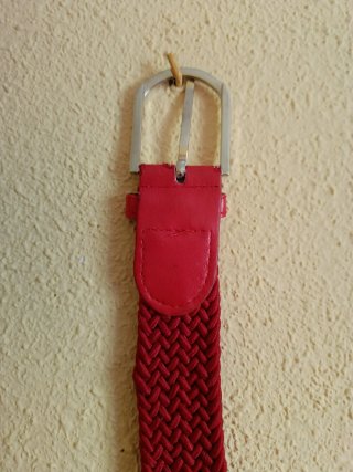 Cinturón trenzado rojo