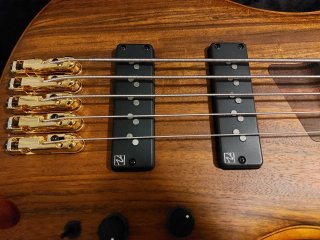 Basso Ibanez 5 corde