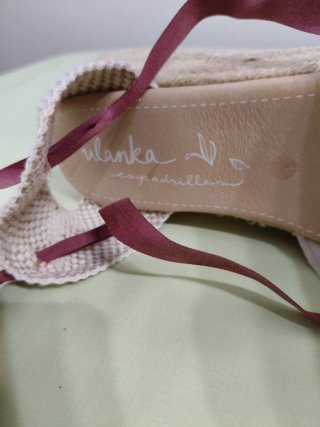 Zapatillas Ulanka Beige y Rojas Mujer