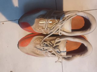 Zapatillas Beige y Naranja