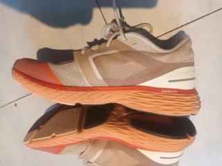 Zapatillas Beige y Naranja