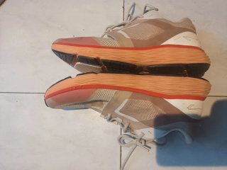 Zapatillas Beige y Naranja