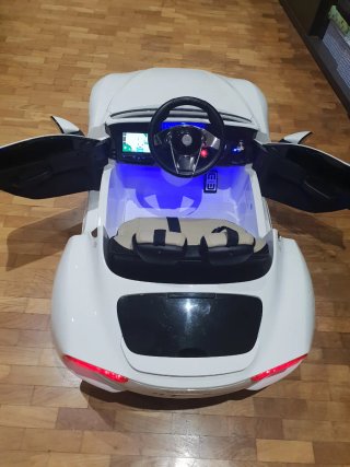 Coche Eléctrico Infantil Maserati Blanco
