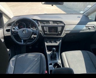 Volkswagen Touran 2016