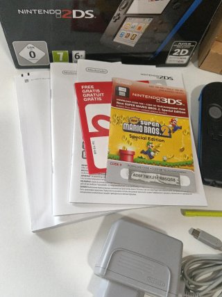 Nintendo 2DS Super Mario Bros. 2 Edizione