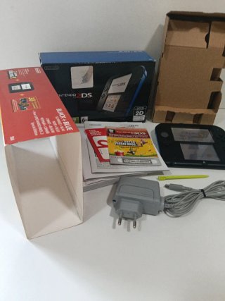 Nintendo 2DS Super Mario Bros. 2 Edizione