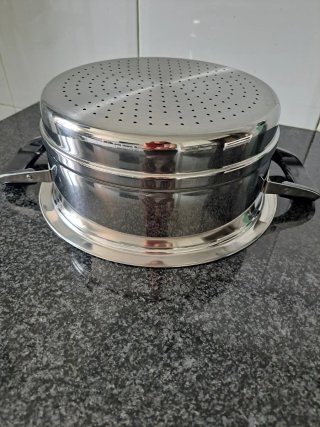 Olla vaporera AMC 24 cm