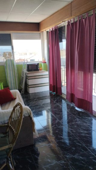 Alquilo habitación Zaidín granada