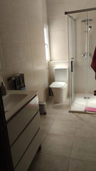 Alquilo habitación Zaidín granada
