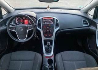Opel Astra 2016